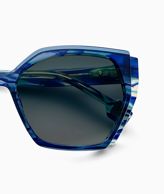 Etnia Barcelona Slide-2